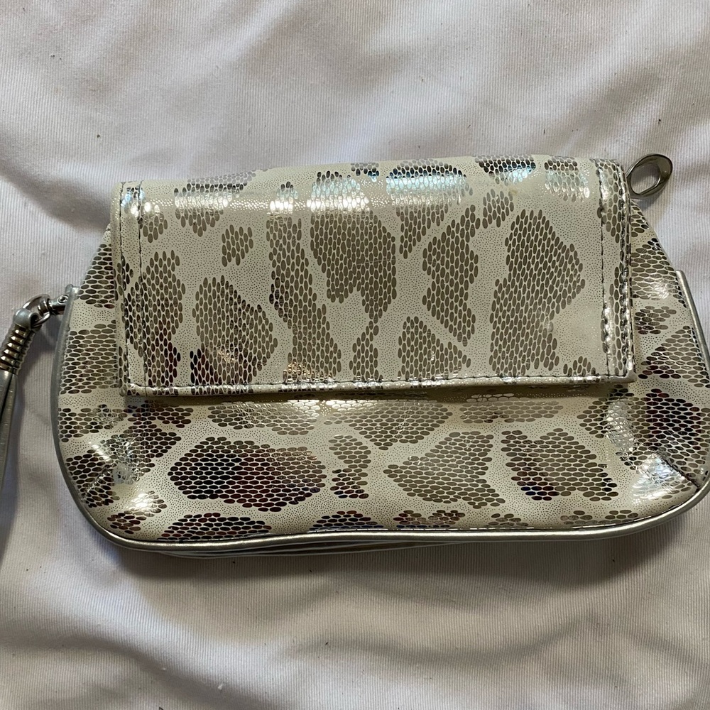 SILVER TRENDY/200’s LEOPARD PRINT CLUTH